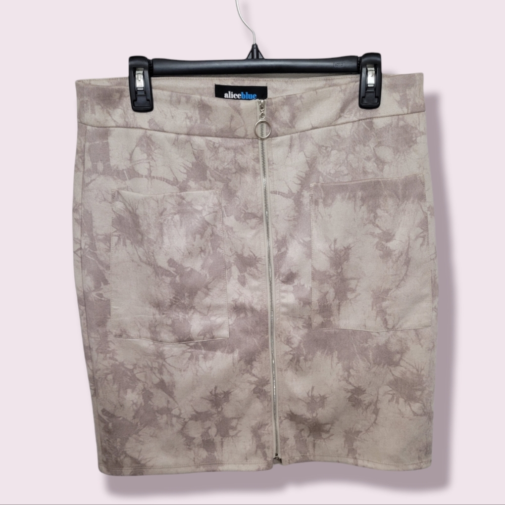 Alice Blue Front Zipper Skirt
